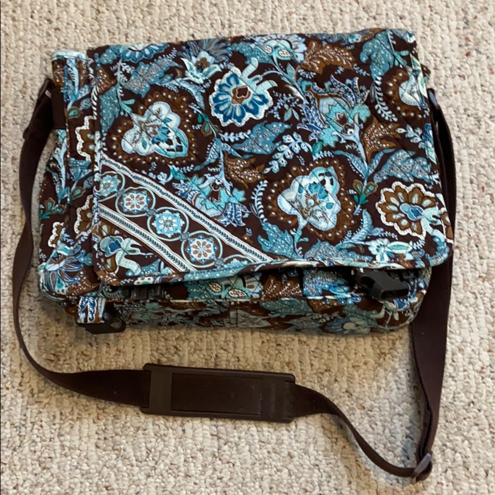 Vera messenger bag